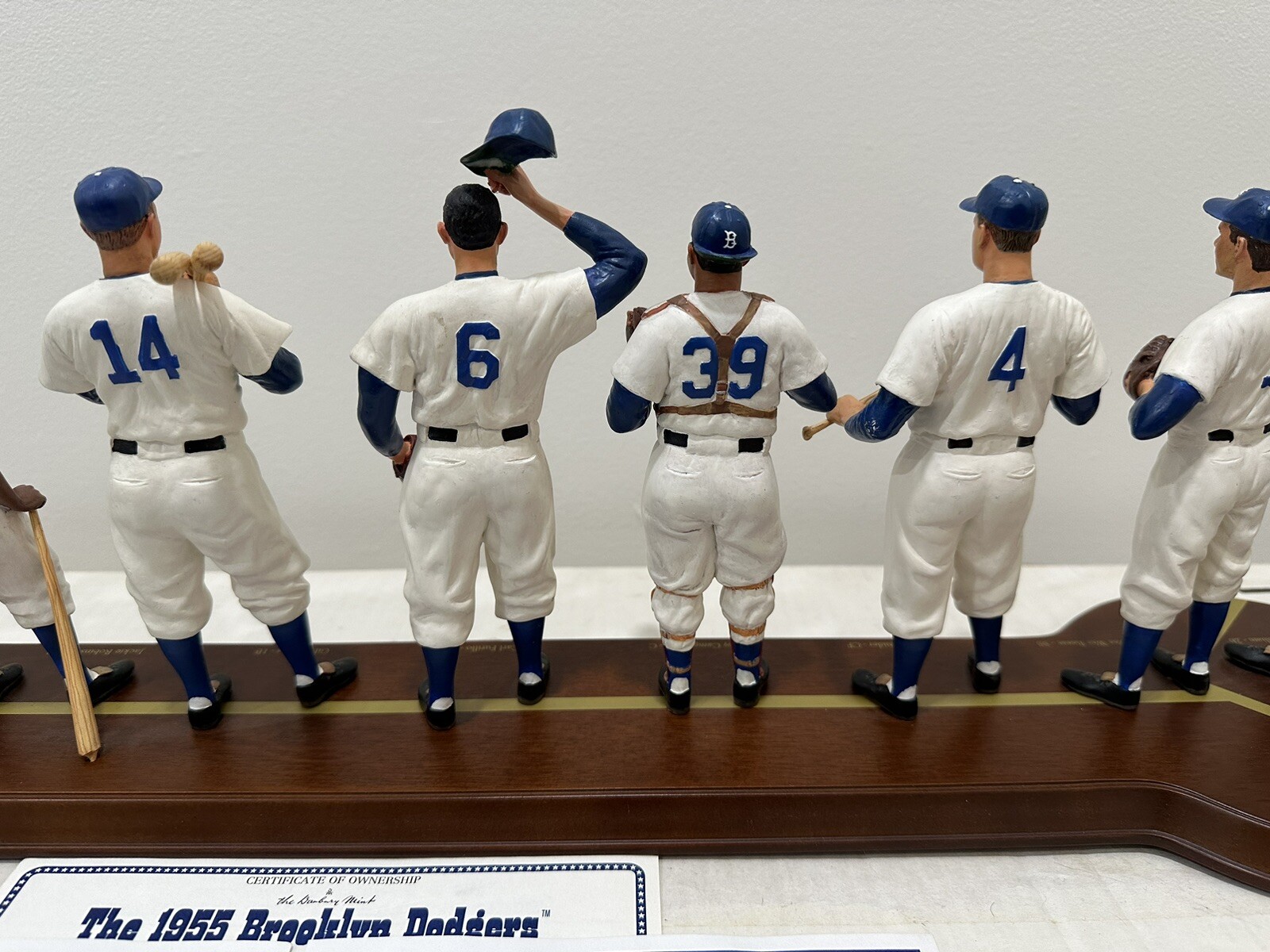 Picture 19 of 24