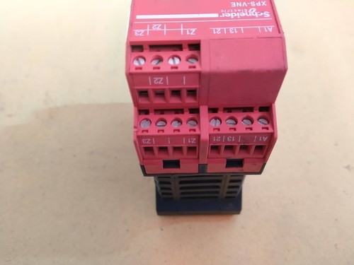 Schneider electric XPSVNE1142P Motor power supply 24VDC 1.5A - Picture 8 of 10