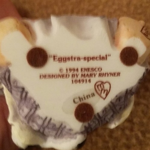 Mary's Moo Moos Figurine 1994 "Eggstra-Special"  #104914 - Picture 8 of 8