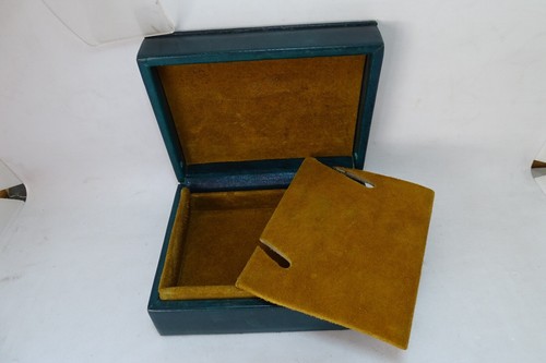 Rolex Watch Box, Leather, and Papers , Vintage 1970's-1980's - Picture 3 of 13