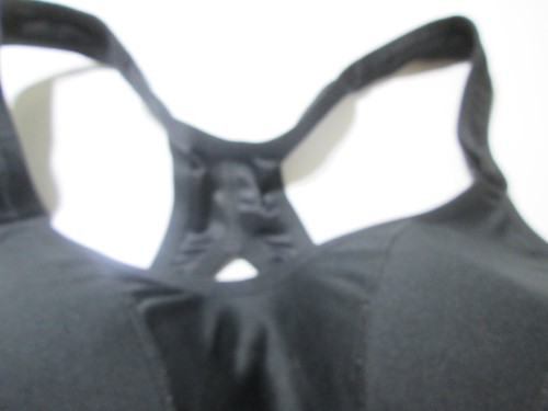New Balance Sport Bra Size 38C Dark Black Wireless Lined Racerback Adjustable - Picture 3 of 7