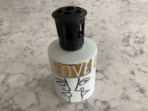 Vintage HTF Lampe Berger " LOVE " Fragrance Lamp - Picture 1 of 7