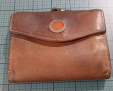 Vintage 80s Amity Small Cowhide Leather Bifold Wallet Kiss-lock Coin Compartment