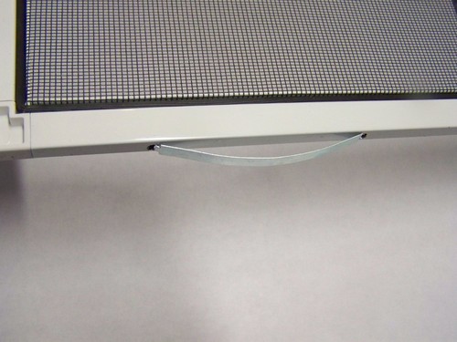 SCHERMI PER FINESTRE REALIZZATI NUOVI E TAGLIATI A MISURE FINO A 24"x30" - Foto 3 di 5