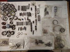 .4L60E SHIFT KIT COMPONES