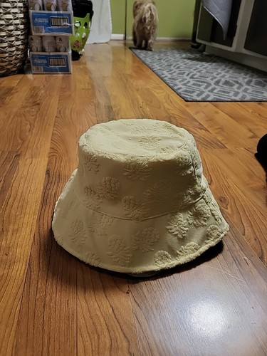 NEW Tommy Bahama Pineapple Terry Bucket Hat in Creamy Yellow NWT - Picture 6 of 12
