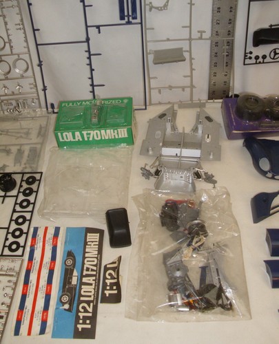 KIT MODELO COCHE DE CARRERAS TAMIYA LOLA T-70 MK III LE MANS 1:12 EN CAJA 12015 - Imagen 6 de 9