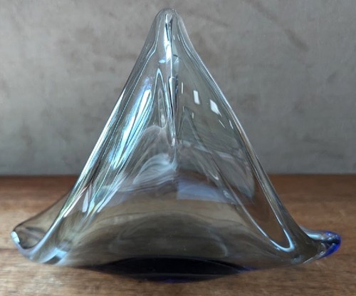 Vintage Art Glass Smoky Gray, Napkin Holder?, Letter Holder? Open Design, GVC - Picture 7 of 9