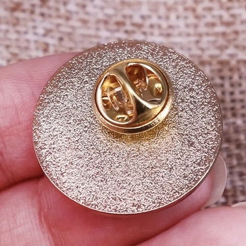 Comrade Wink Enamel Pin - Subtle Communist Red Smiley Hammer Sickle Commie Love - Picture 3 of 7