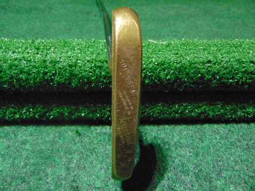 UNIQUE SLANT SHAFTED Acushnet Standard 5-A BULLS EYE Putter-Original Grip34" - Picture 4 of 11