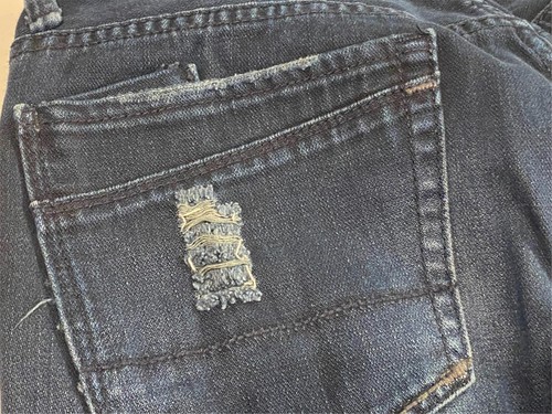 American Legacy Amongst Others Factort Distressed Jeans RN#138278 Pre-Owned - Picture 5 of 7