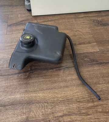 #ad Troy bilt Bolen#x27;s 8HP chipper vac gas tank 1915822 1909329 USED w gas cap $100.00