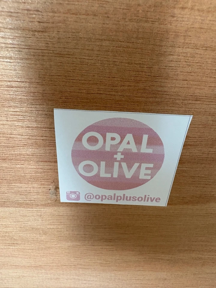 Letrero de pared de madera de pandilla de pandilla de niña pequeña Jean + oliva x Jean & June decoración de guardería Foto 4 de 4