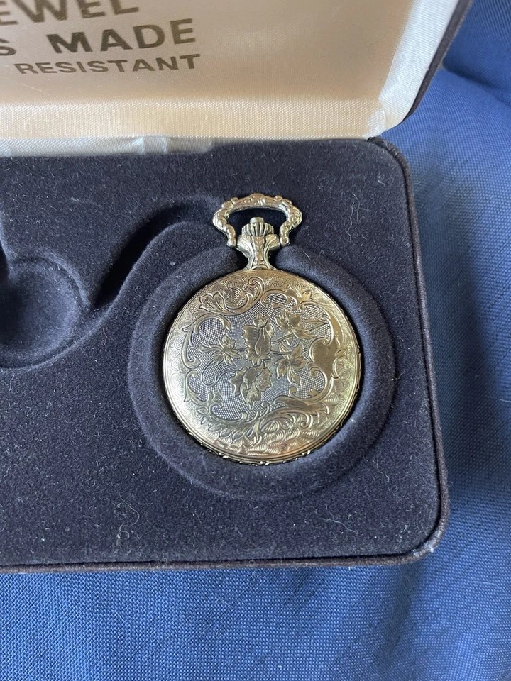 vintage pocket watch  Marcel 17 Jewels with knife - Image 4 of 4