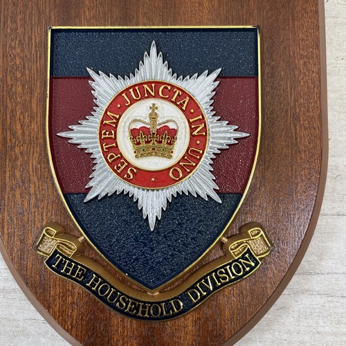 Vintage Household Division Queens Crown Shield / Plaque Military Officers Mess - Imagen 2 de 9