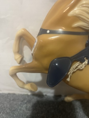 Caballo de plástico Hartland Annie Oakley de colección solo con silla de montar - Imagen 6 de 19