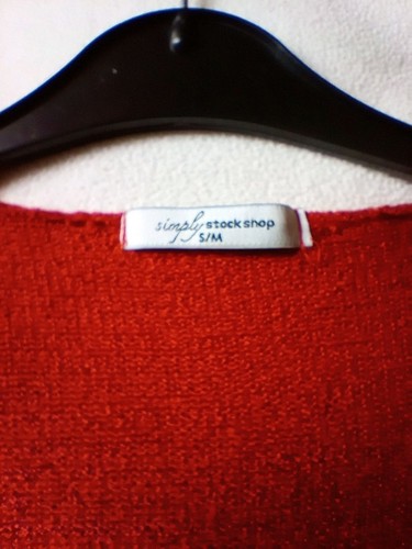 New Size S-M Fits 8-10 Simply Stock Shop Pretty Red Cardigan, Filigree Detail. - Picture 9 of 9