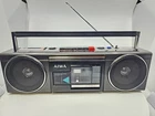 Vintage AIWA Boombox CS-210U Stereo - Stereo 210 Radio FM,SW,MW band (Video)