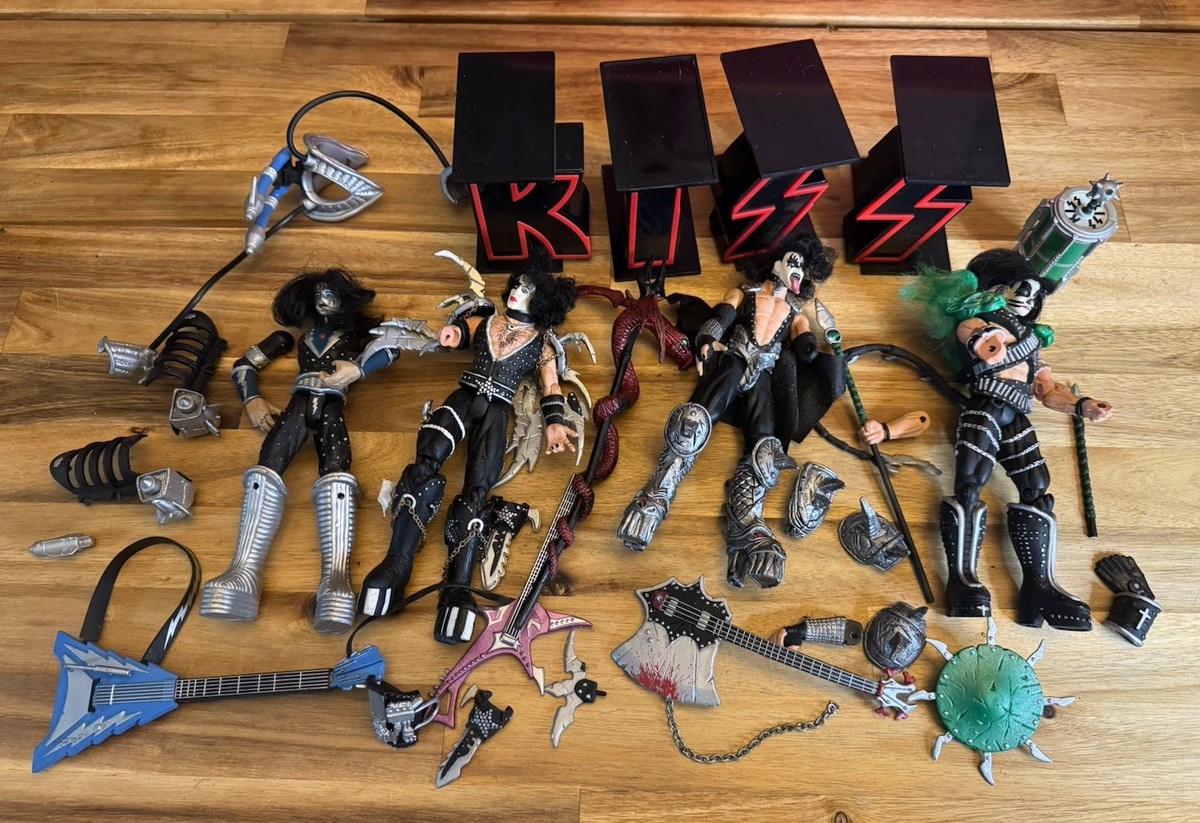 Broken 1997 McFarlane Kiss Band Ultra Action Figures SET 4