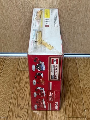 Set 8 auto Tomica Coca-Cola Art Collection - Foto 4 di 7