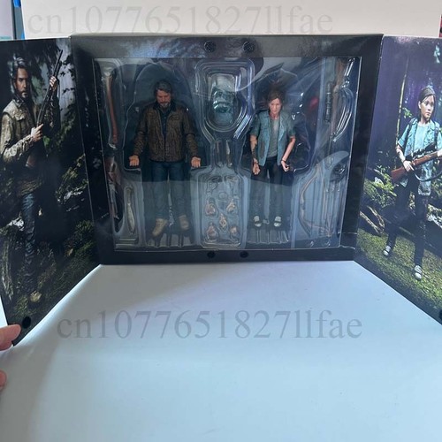 The Last Of Us - Joel & Ellie Action Figure - PlayStation Esclusive - NECA 18cm - Imagen 6 de 11