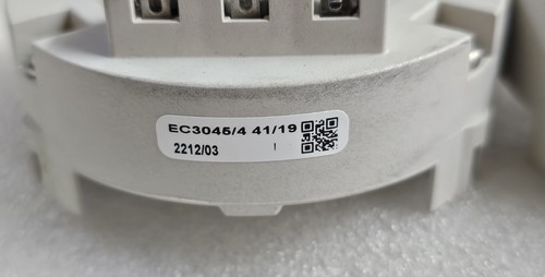 ABB P/N: AU3063 Senderklemme Stecker Ersatzteil - Bild 9 von 24
