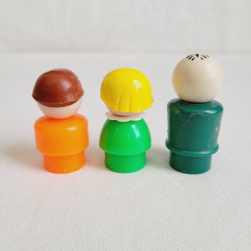 Lot of 10 assorted plastic Fisher-Price Little People - have wear/tear (#O586) - Bild 10 von 24