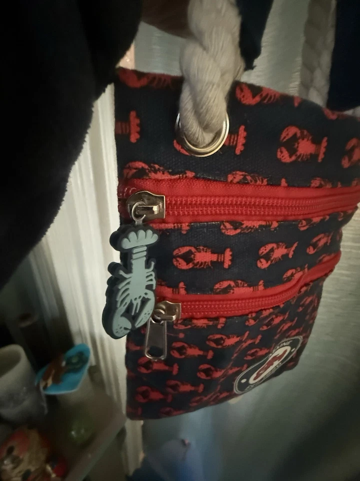 Maine Lobster Print Zippered Cross Body Bag Purse - Image 4 of 4