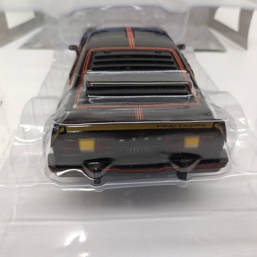 E11 GREENLIGHT 1 18 Ford 1978 Ford Mustang II Kong Cobra (Black Gold) - Picture 8 of 10
