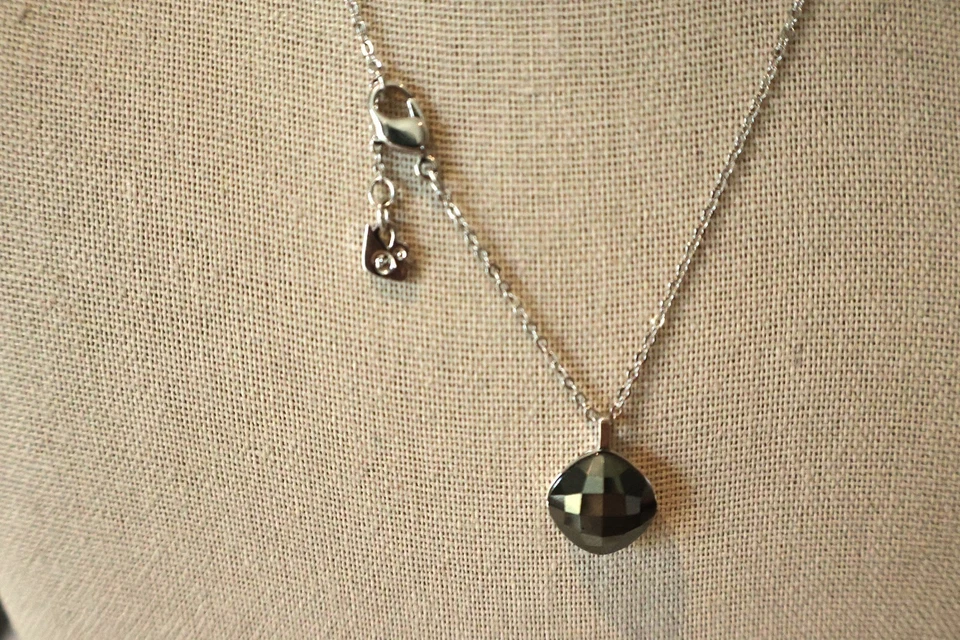 Collar Colgante Swarovski Facetado Jet Hematita Rodio Chapado 15 - 17" N64 Foto 2 de 2