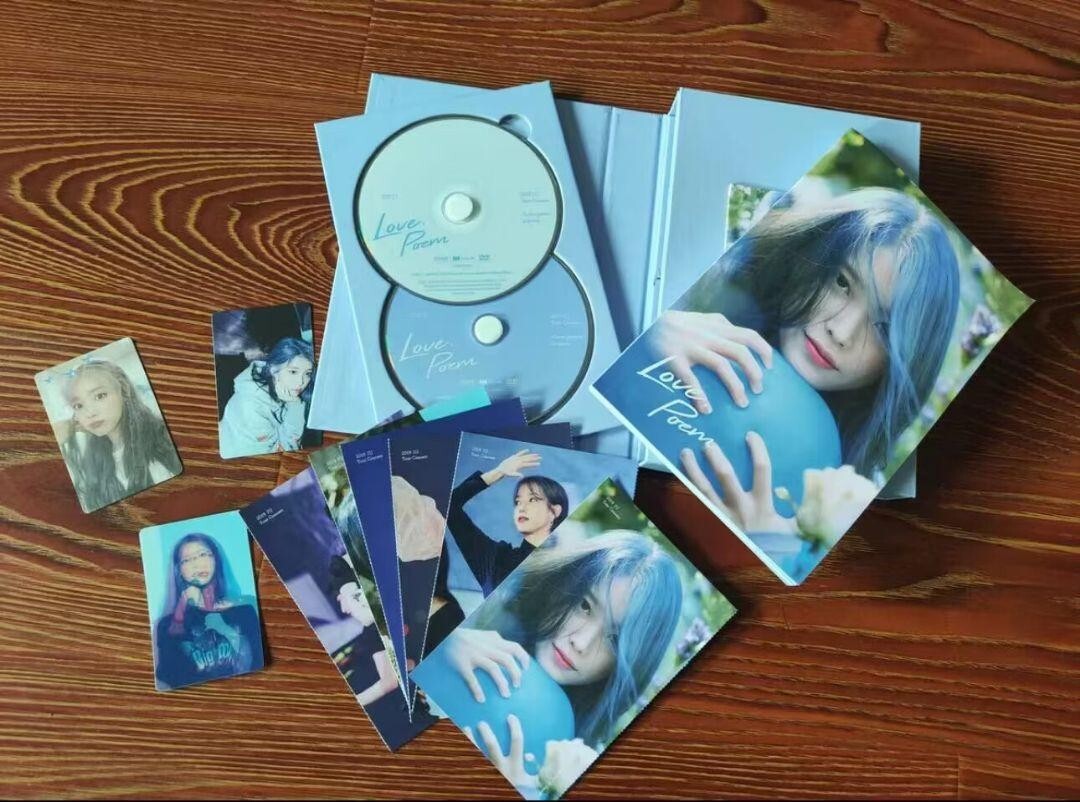 K-POP・アジア IU Love Poem 2019 Tour Concert CD/DVD BLU-RAY) IU - 2019 IU Tour Concert [Love, poem] in Seoul