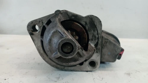 068911024E Uchwyt Rozrusznik do VOLKSWAGEN PASSAT VARIANT (3B5) Comfortli 1108536 - Zdjęcie 4 z 5