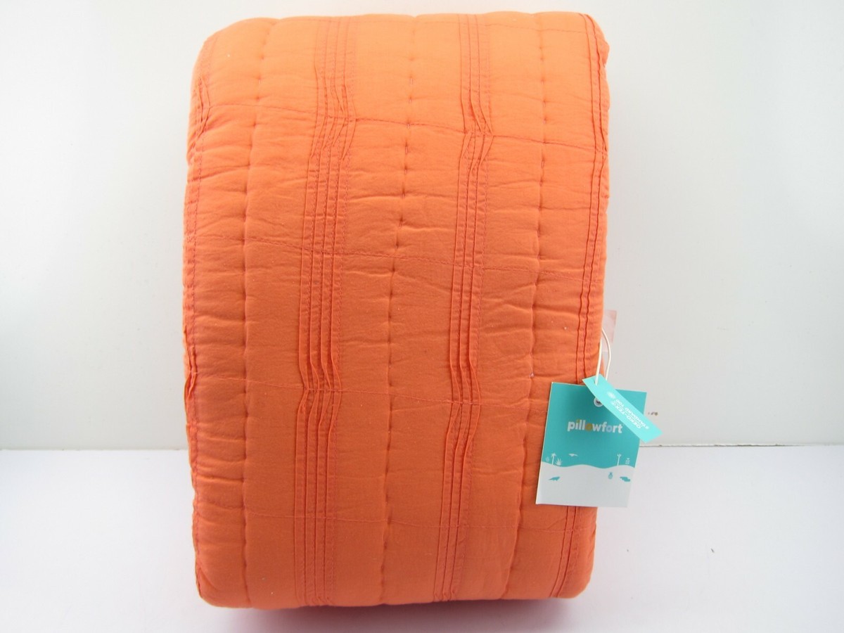 NEW Pillowfort Kids Pleated Quilted Quilt Twin Bed 66