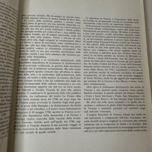 Venezia Touring Club Italiano 1978 Vintage Italian Softcover Venice Photography - Picture 14 of 18