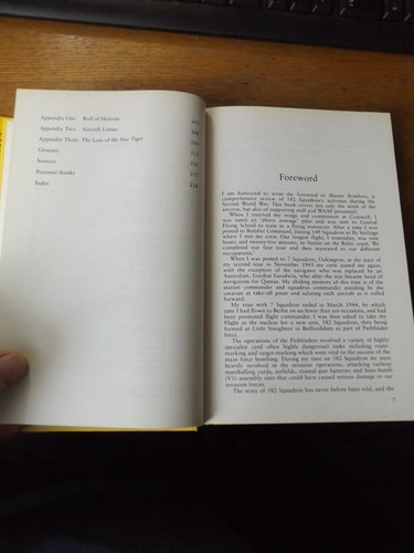 MASTER BOMBERS BY SEAN FEAST 2008 HARBACK SIGNED BY AUTHOR - Picture 7 of 12