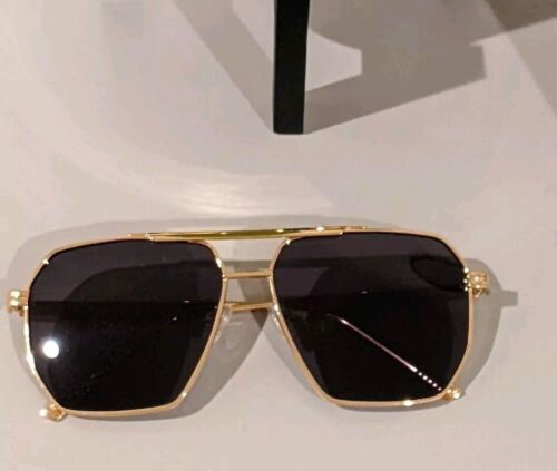 MEN'S DESIGNER STYLE Large Gold SHIELD FLAT TOP RETRO MODERN Sunglasses