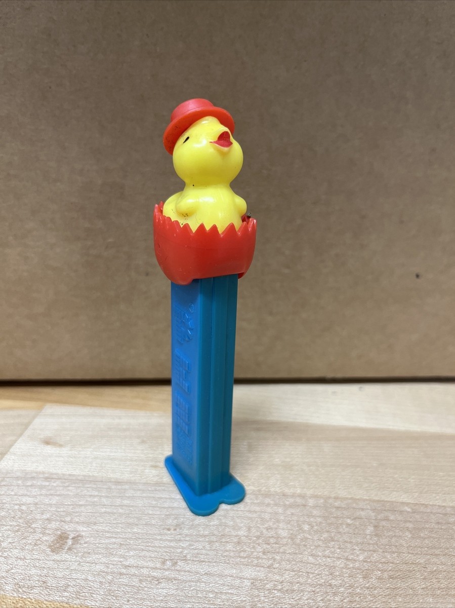 Pez 1992 Blue Red Yellow Made in Hungary Retired Chick In Shell