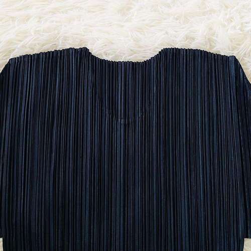Top plisado PLEATS PLEASE ISSEY MIYAKE azul marino talla 3 - Imagen 10 de 11