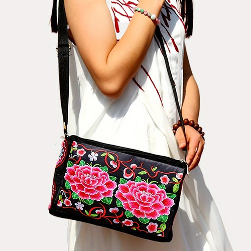Women's Embroidered Flowers Bag Crossbody Bag Ladies Shoulder Bags Ethnic Style - Foto 4 di 19