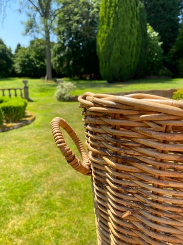 Vintage Grape Harvest Basket Rustic Chunky Wicker Woven Handles Large Farmhouse - Picture 12 of 12