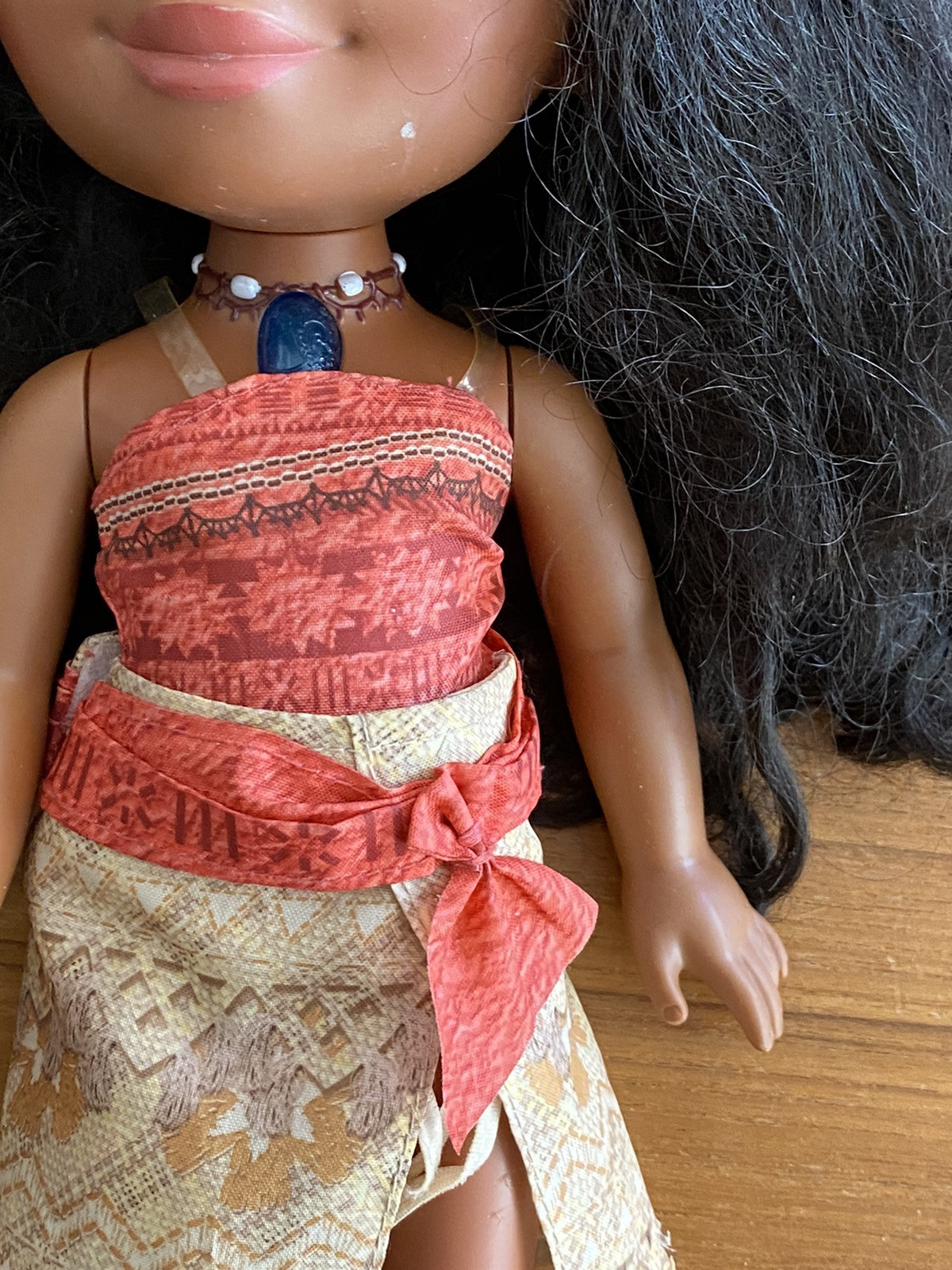 Disney Moana Doll Singing & Light Up Necklace Works 14”