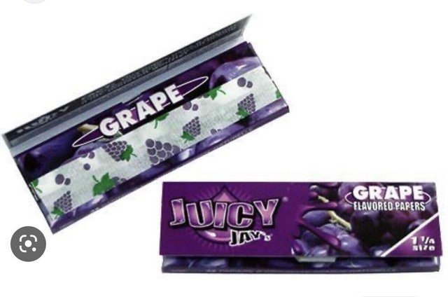 5 x Juicy Jays GRAPE 1 1/4 Flavoured Rolling Papers Brand New 5 x Juicy Jays GRAPE 1 1/4 Flavoured Rolling Papers Brand New