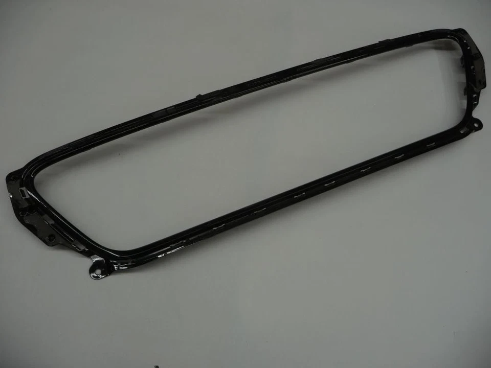 2017-2021 Bentley Continental GT GTC tampa traseira do porta-malas acabamento 3SD807977 FABRICANTE DE EQUIPAMENTO ORIGINAL A1 - Imagem 2 de 4