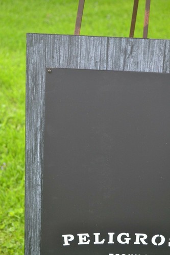 NEW in Box 2014 Peligroso Tequila Chalkboard wood frame around board snake star - Picture 6 of 12