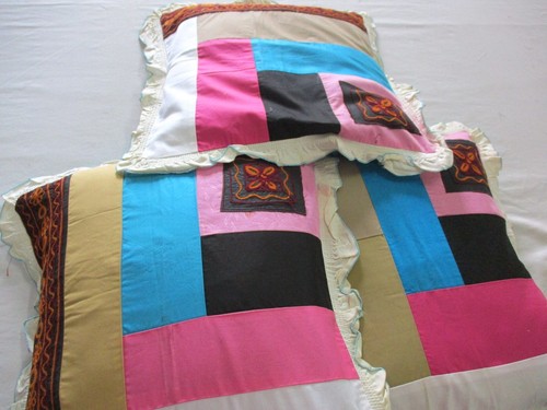 Total of five cases.Handmade cotton patchwork Applique cushion case. - Picture 4 of 11