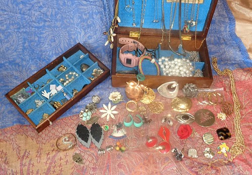 VTG Wooden Jewelry box loaded with pre-owned costume jewelry, 60s,70s,80s & 90s