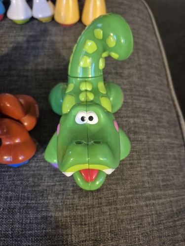 FISHER PRICE Amazing Animals MIxed Lot of 12 that rattle twist/ shake, textured. - Picture 6 of 17