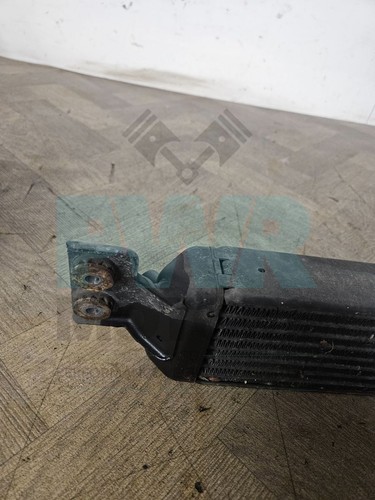 BMW E90 E92 E93 M3 Engine Oil Cooler Centre Lower Radiator 2284075 - Picture 5 of 14