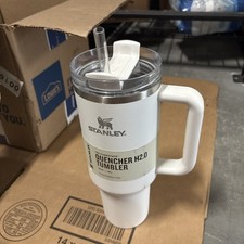 Stanley Quencher H2.0 FlowState Tumbler 40oz - Brilliant White