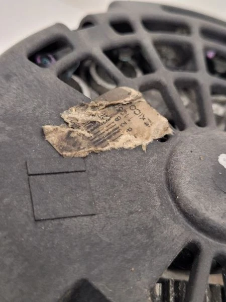 05-07 GMC SIERRA 1500 PICKUP Alternador Estilo Clássico Pele de Porta Dobrada 15263858 - Imagem 3 de 4